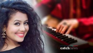 What Dilbar singer Neha Kakkar did for a musician who plays harmonium at footpath will make you feel proud of her!