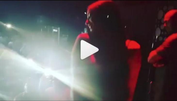 Poonam Pandey dancing