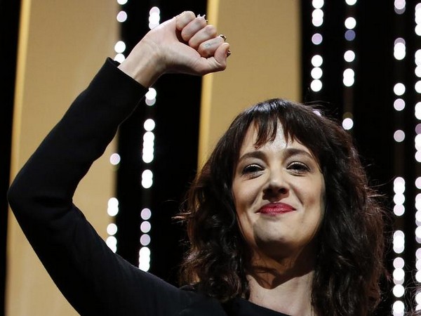 Weinstein's accuser Asia Argento 'sexually assaulted' 17-yr-old