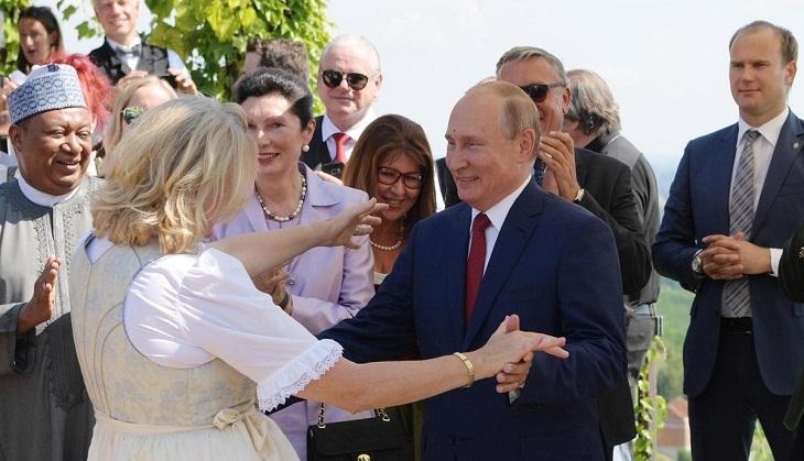 Vladimir Putin Dance