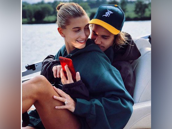 Justin Bieber apologises to fans for announcing fake pregnancy