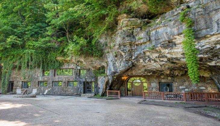 Cave Hotel in America