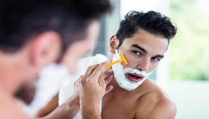 Man Saves With Razor