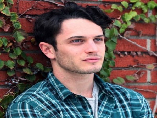 Colin Woodell to join Harrison Ford in 'Call of the Wild'