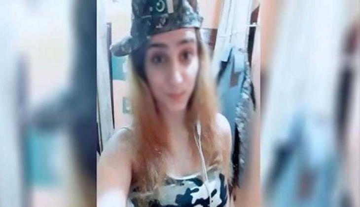 Pakistani girl lip-syncs to Guru Randhawa's song wearing a cap with Pakistan's flag on it; gets penalised after video goes viral
