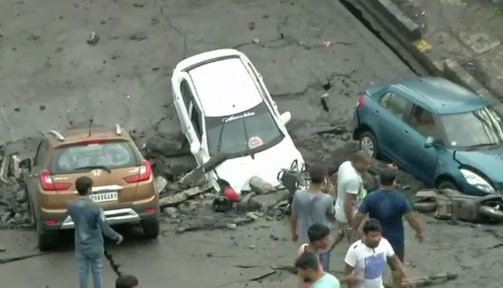 Kolkata Bridge Collapse: At least one dead and 25 injured after a portion of the Majerhat bridge collapsed