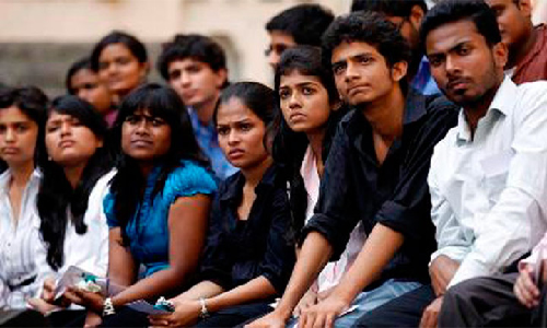 'Students need broadest professional opportunities in global business environment'