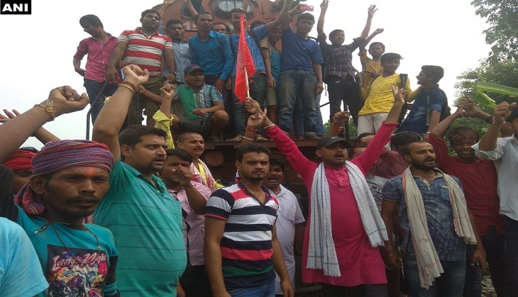 Bharat Bandh hits several states, protesters blocked railways in Bihar’s Dharbhanga; PM Modi’s effigy burnt in Varansi