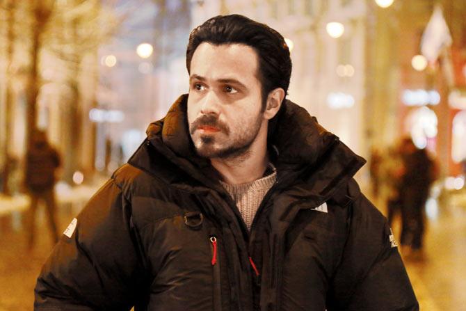 After Karan Johar Now Emraan Hashmi Introduces His Look A Like And You Will Be Surprised To See His Looks Catch News 36,143 likes · 8 talking about this. catch news