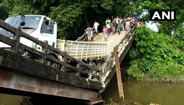 siliguri canal bridge collapsed