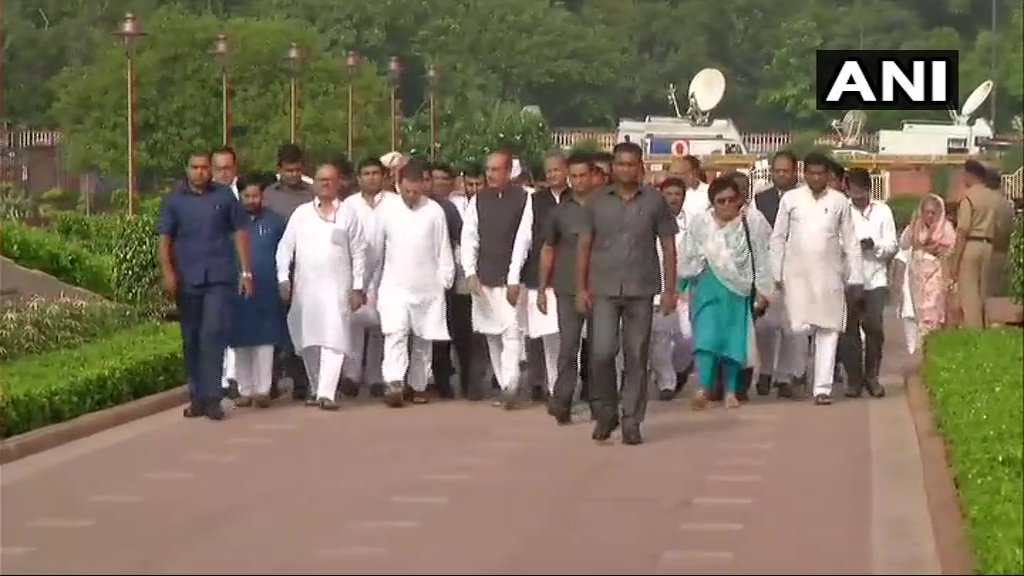Bharat Bandh Protests: Rahul Gandhi back from Mansarovar Yatra, leads oppositions protest over fuel prices hike and rupee fall against dollar