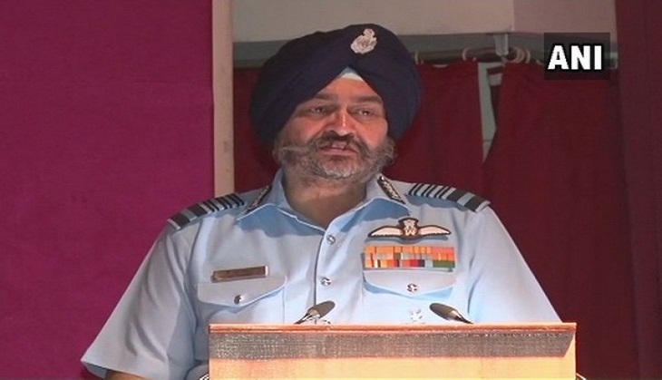 Social media causing sleep deprivation in pilots: IAF Chief