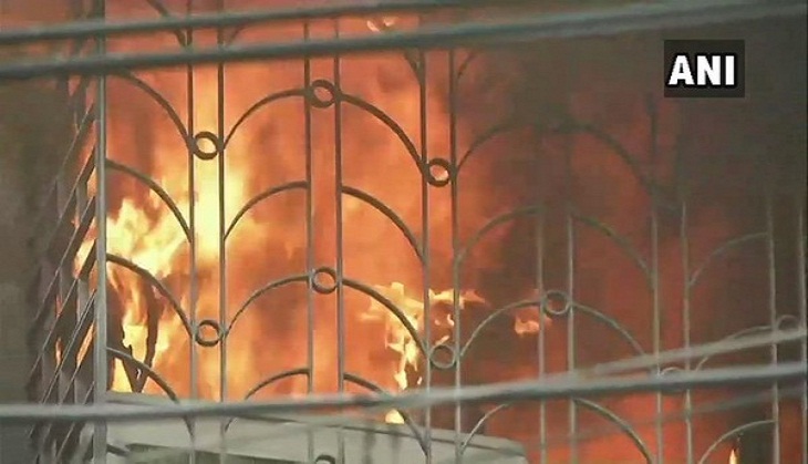 Fire breaks out at Kolkata market, no casualties reported
