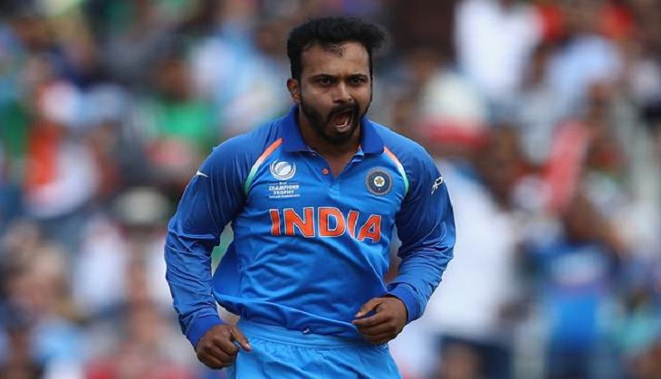 Kedar Jadhav's unbelievable dance steps on Salman Khan and Akshay Kumar's song will make you say wow! See video