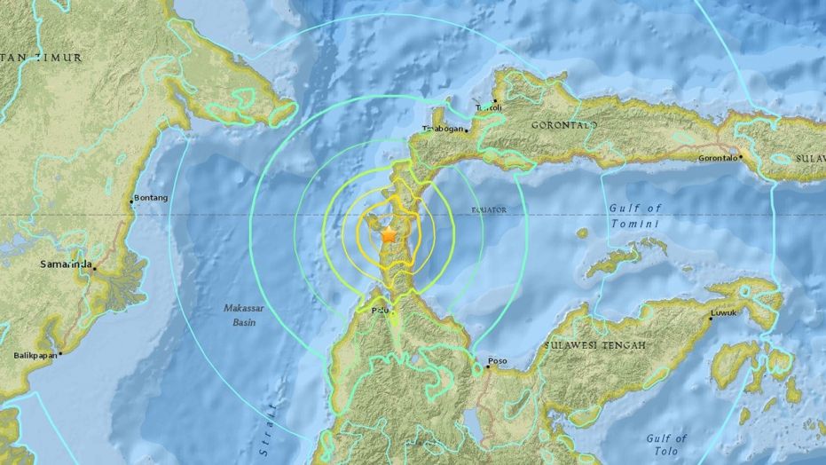High Alert! Tsunami alert after powerful 7.5 magnitude earthquake strucks central Indonesia