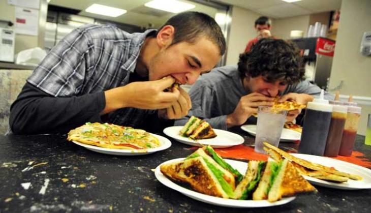 Telangana: Food court penalises customers for wasting food