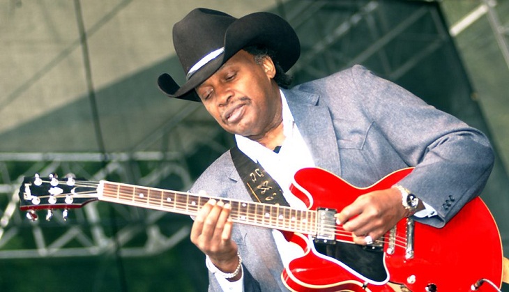 Legendary Chicago blues guitarist Otis Rush dies at 84