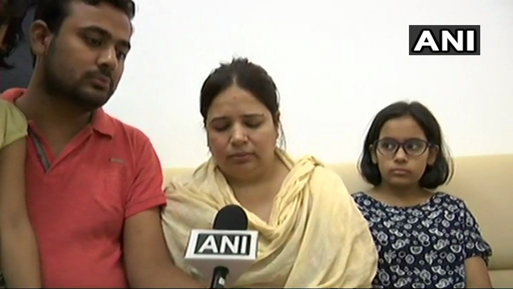 Uttar Pradesh govt gives job to Vivek Tiwari's wife