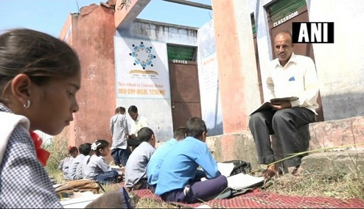 Jammu and Kashmir school lacks basic infrastructure, students suffer