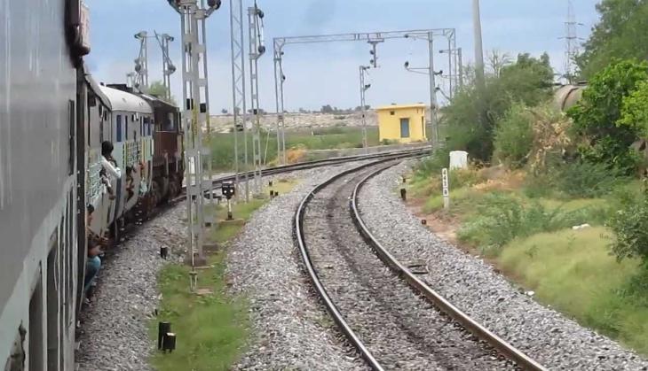 Southern Railway becomes unmanned level crossing free zone