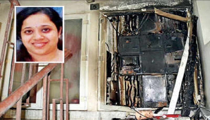 Gurugram: 32-year-old woman trapped in a locked gate dies after saving many lives from highrise fire