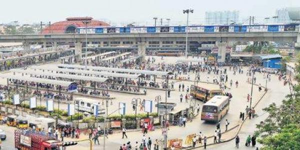 Tamil Nadu CM inaugurates new bus terminal in Chennai