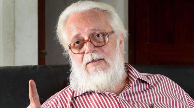 ISRO Spy row: Kerala CM presents Rs 50 lakh worth cheque to Nambi Narayanan