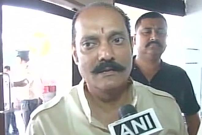 Maharaja Hari Singh's grandson and former union minister Karan Singh's son, Vikramaditya set to join Congress in Jammu today