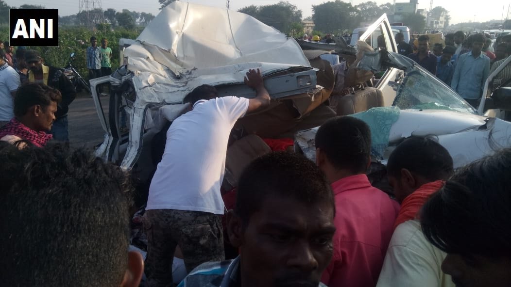 Chhattisgarh: 9 family members returning to Bhilai from Dongargarh killed in a road accident in Rajnandgaon, 3 injured