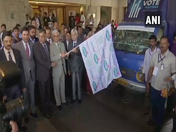Hyderabad: CEC flags off mobile vehicles on awareness of EVMs, VVPATs