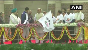 Run For Unity: Rajnath Singh inaugurates marathon from New Delhi; here’s how people participated in the run