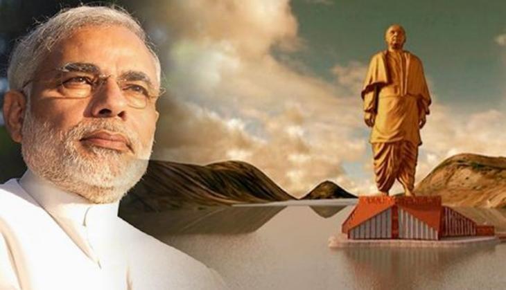 Pm modi with statue of Unity