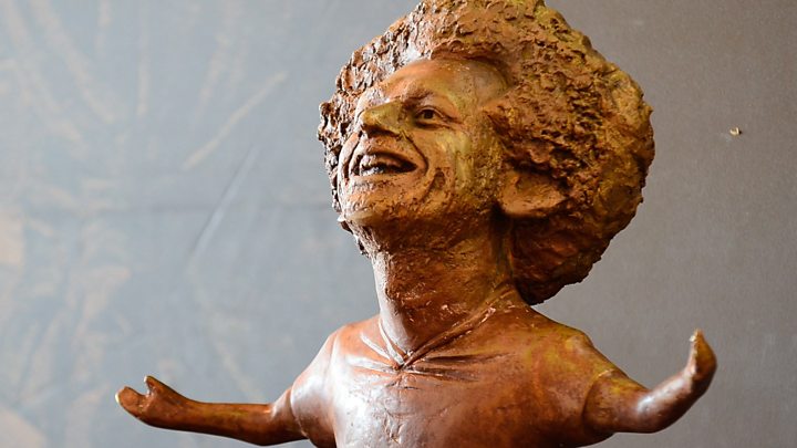 Egyptian king or dwarf? Mohamed Salah statue mocked online