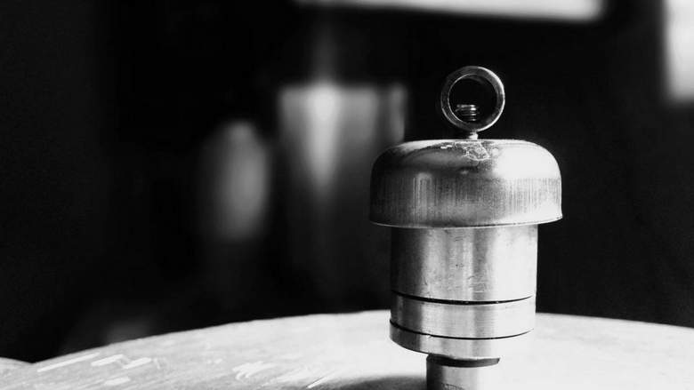 Mumbai: Shocking! 62-year-old man allegedly hit with a pressure cooker on the head, dies; son under suspicion