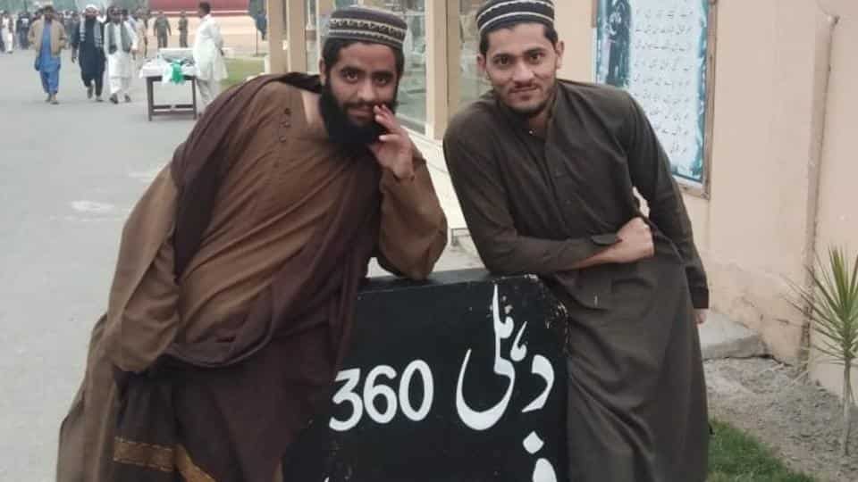 Delhi Police mistakenly identifies Pakistani seminary students as terrorists and removes all terror alert posters