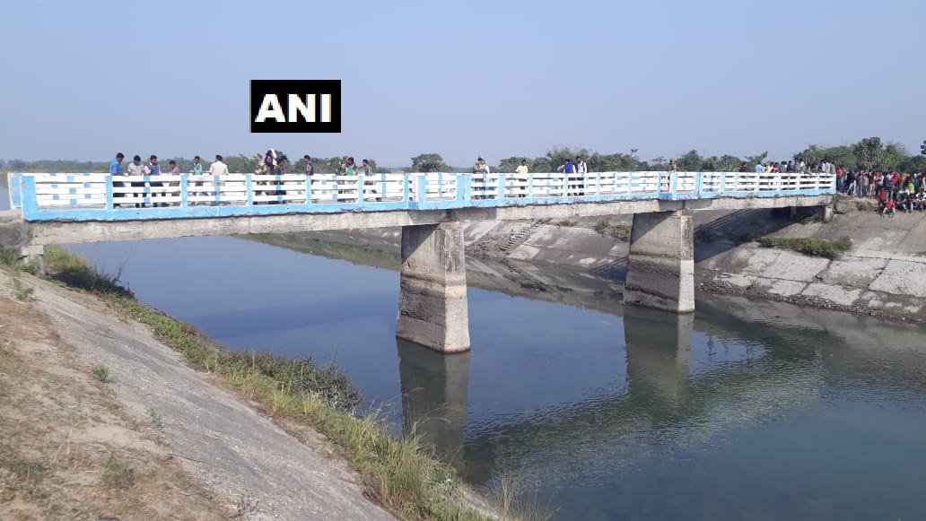 Four live mortar cells found in Teesta Canal in Siliguri; BSF and Army bomb squad at the spot