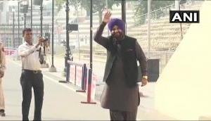 Navjot Singh Siddhu crosses Attari-Wagah border, says, 'I feel that Kartarpur corridor will be a bridge and erase enmity'