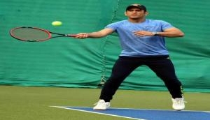 MS Dhoni wins a Tennis tournament after conquering the Cricket world
