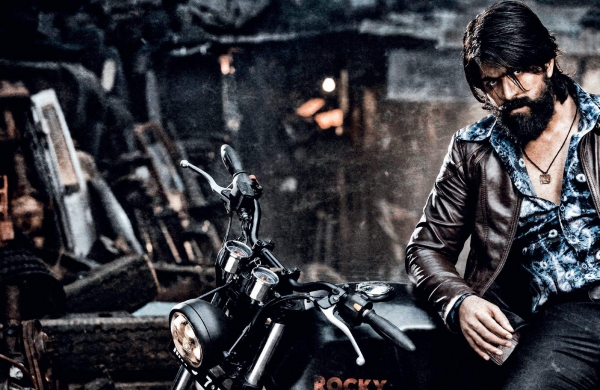 After the huge success of KGF, This Bollywood star to play villain in KGF Chapter 2 starring Yash
