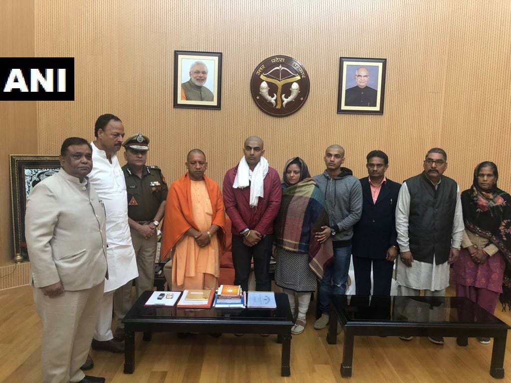 Bulandshahr violence: Shrey Singh, son of slain inspector Subodh Singh meets Yogi Adityanath says, 'CM has assured us of justice'