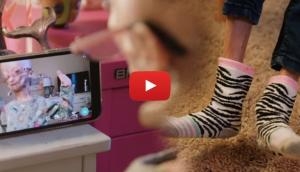 Meet this 11-year-old girl suffers from rare ageing syndrome and have millions of fans on YouTube