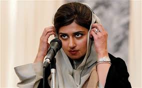 This foreign minister was caught with her party chief in a compromising position inside President’s house