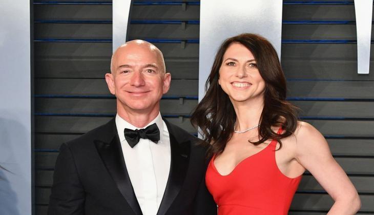 Shocking Amazon Founder Jeff Bezos And His Wife Mackenzie All Set To