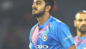 Watch: Vijay Shankar arrives in Hyderabad for pre-season camp with SRH ahead of IPL 2019