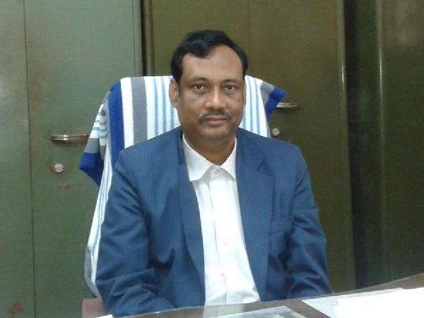 Javadpur University professor Kanak Sarkar said my figure is like model, men would enjoy, alleges student
