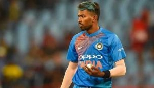 India to field, injured MS Dhoni misses out, Hardik Pandya in