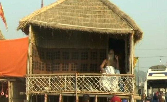 Kumbh Mela 2019: Meet ‘Machaan Waale Baba’ who is on sadhna since 1975 and claims minimum contact with ground!