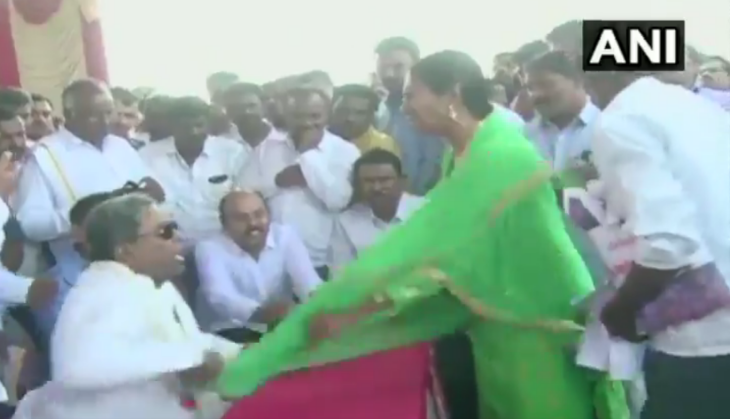 Watch: Caught on Camera: Ex-Karnataka CM and Congress leader Siddaramaiah misbehaves with woman; video goes viral