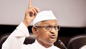 I can still drive a truck to help our soldiers: Anna Hazare