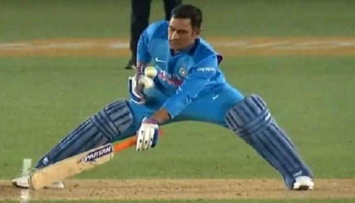 dhoni
